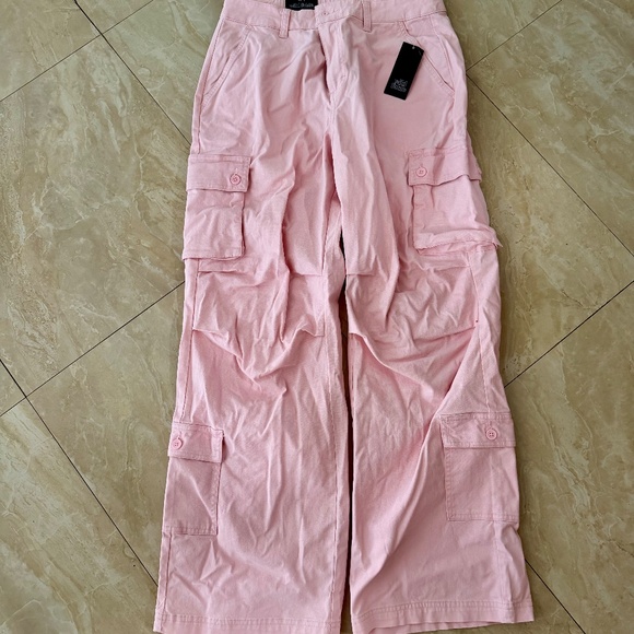 (NWT) Pink Cargo Pants - Picture 2 of 3